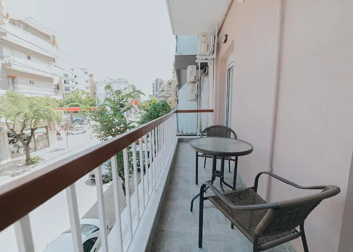 Comfy And Stylish Apartment Thessaloniki