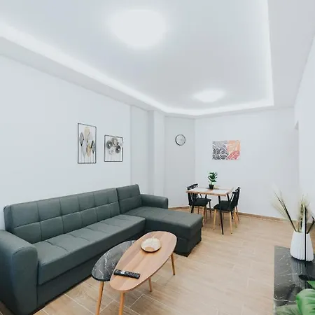 Comfy And Stylish Apartment Thessaloniki Exterior photo